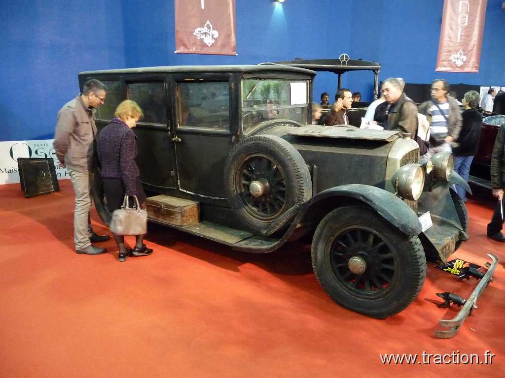 2011_epoquauto (28).jpg - 05/11/2011 - 69000 LYON - EPOQU'AUTO - 33ème Salon International Autos & Motos Anciennes - Ventes aux enchères Osenat - LA BUIRE Type 12 - 1926 - 14 CV